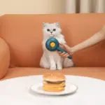 Pet Comb To Remove Floating Hair - Image 2